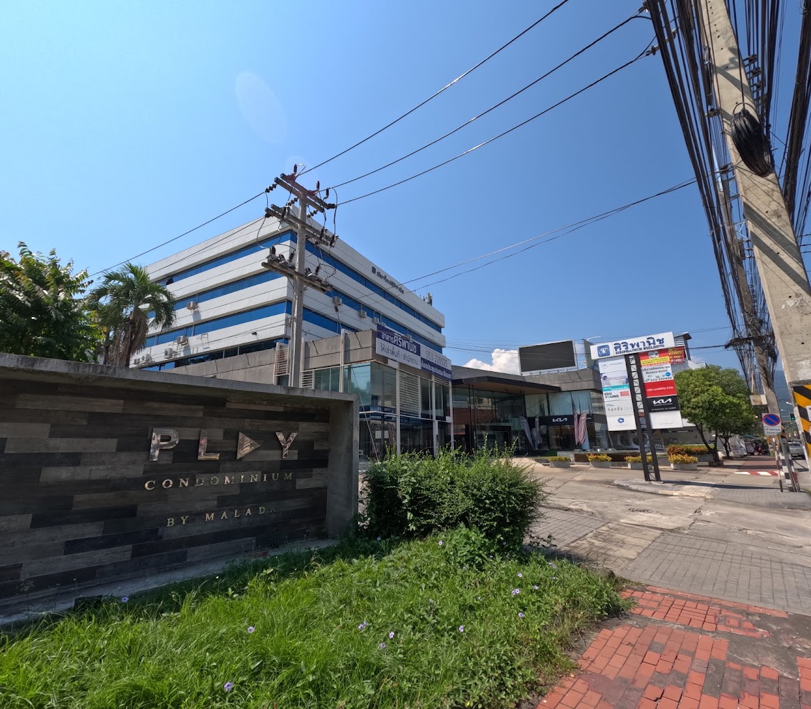 The Siriphanich Building, home of Aphiwat Bualoi Law Office